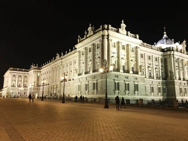 Royal Palace night tour
