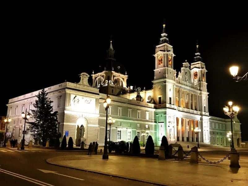 Almudena Cathedral illumination