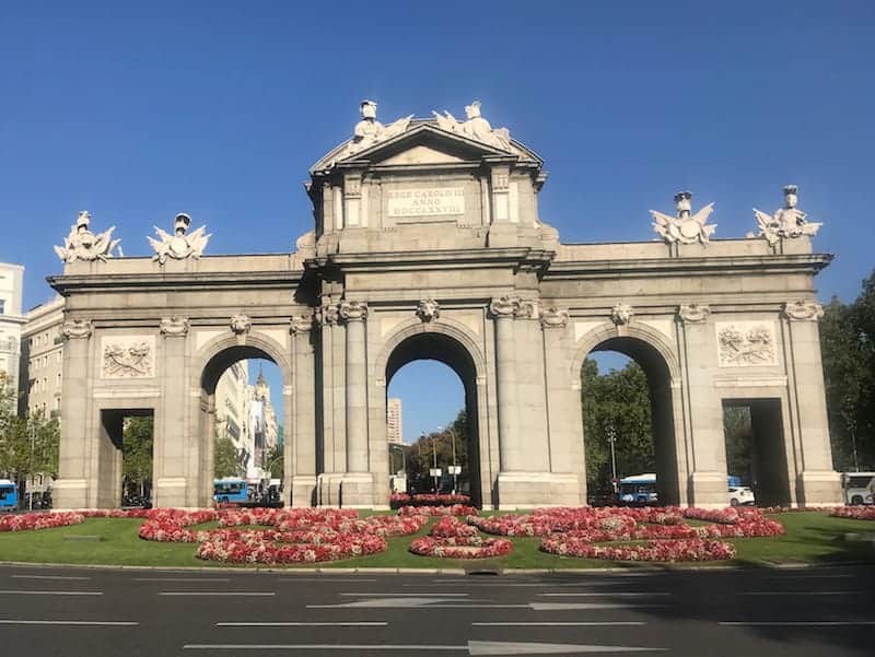 Puerta de Alcala - Plaza independencia
