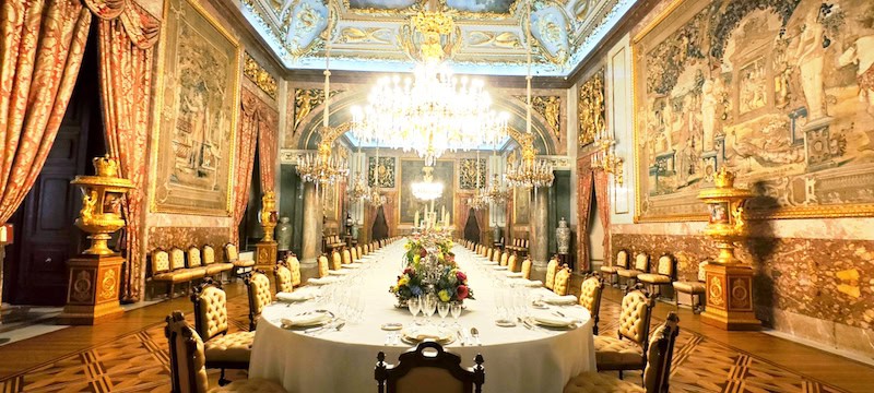 Palacio real comedor